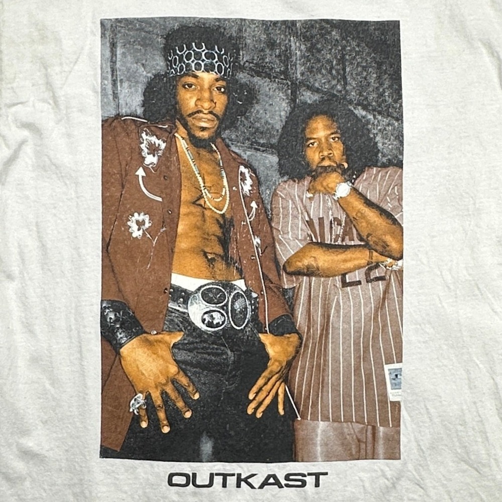 Outkast Graphic Tee Off White Andre 3000 Big Boi Hip Hop Rap Tee Medium PreLoved